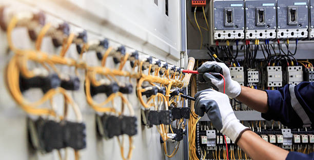 Professional Electrician technician working in Gholson, TX